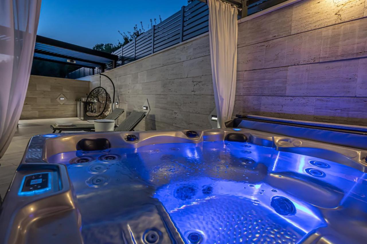 Villa Marassi With Heated Pool, Hot Tub And Sauna Crikvenica Exterior foto